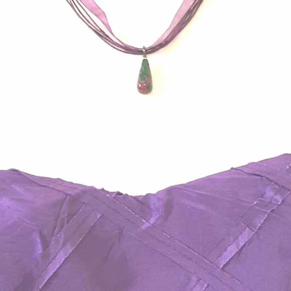 NWOT 18" rubyfushite color tear drop stone choker - Picture 3 of 3